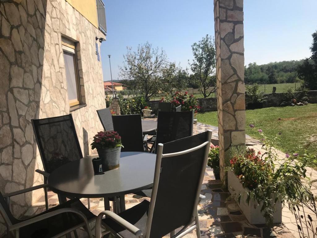 Ferienhaus Tomic Nedeščina Exterior foto